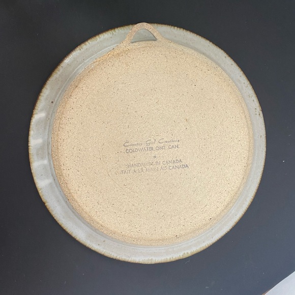 Cottage Girl Creations Ceramic Plate With Inlaid Dried Flowers - Picture 2 of 5